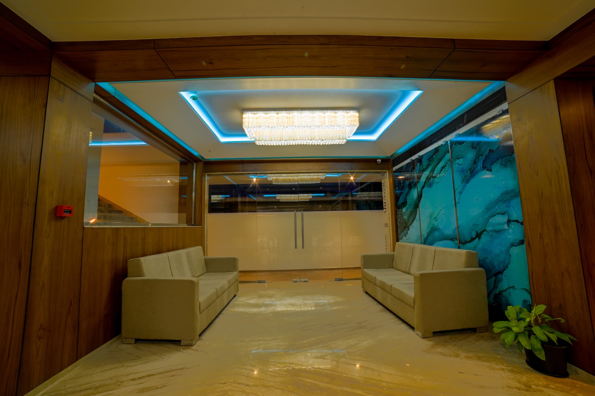 Hotel Sea Port — Lobby with LED Ceiling